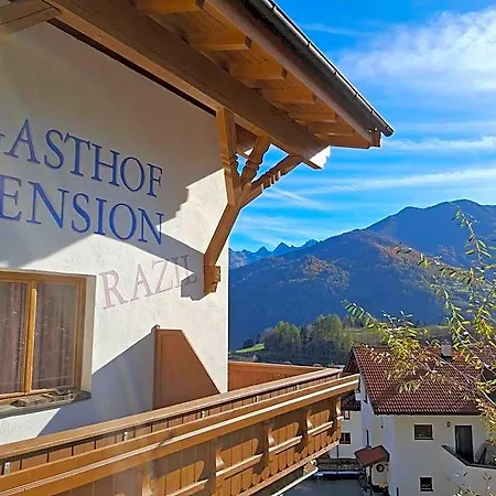 Razil Xo Hotel *